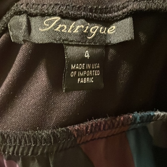 2 dresses - Picture 12 of 17